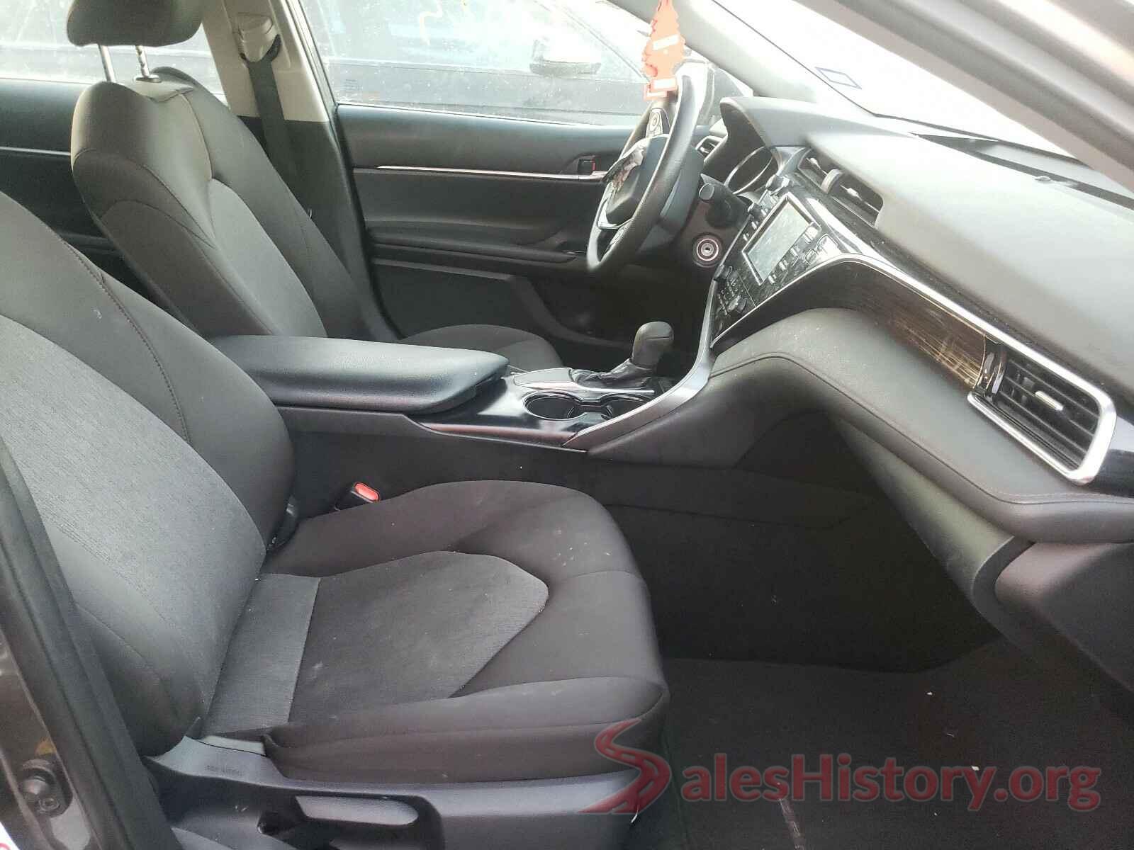 4T1B11HK6JU607544 2018 TOYOTA CAMRY