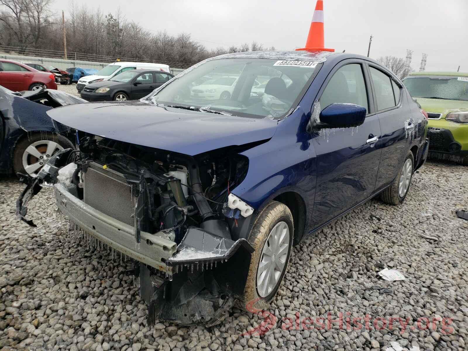 3N1CN7AP3KL861975 2019 NISSAN VERSA