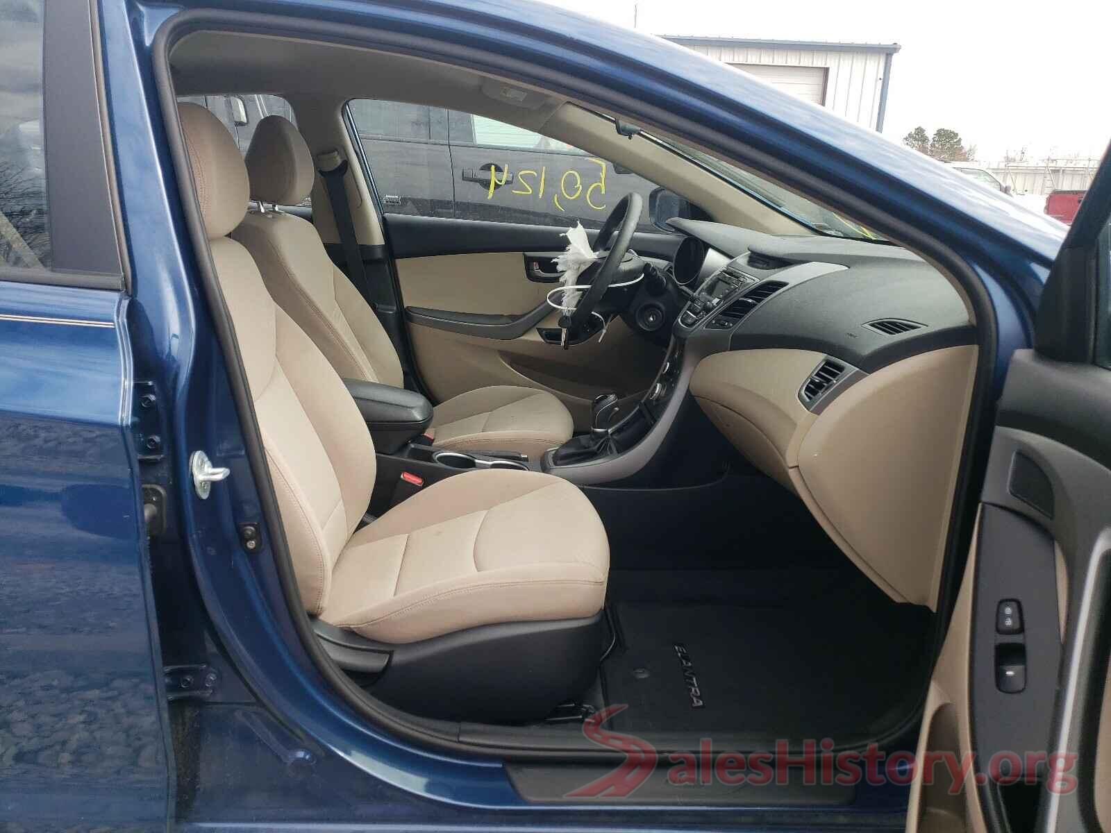 KMHDH4AE0GU640882 2016 HYUNDAI ELANTRA