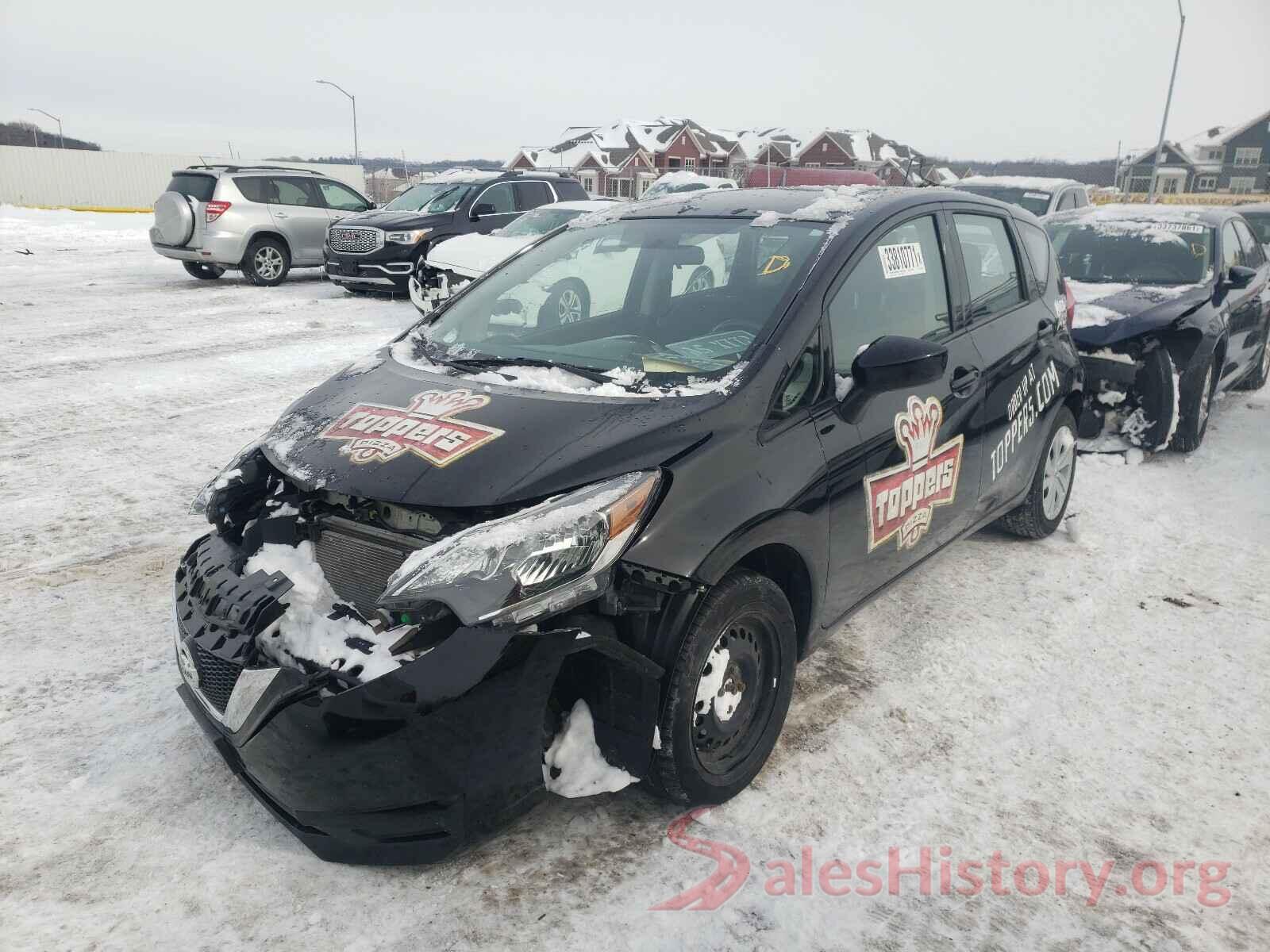 3N1CE2CP7JL352499 2018 NISSAN VERSA