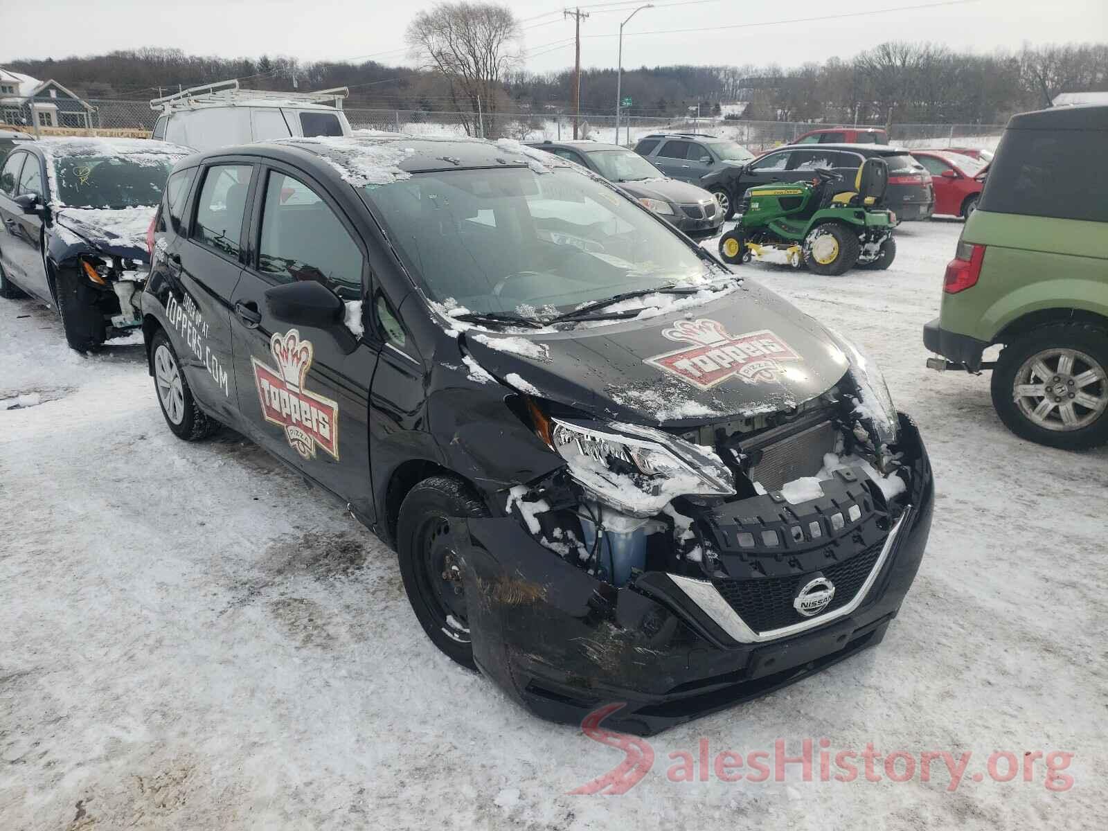 3N1CE2CP7JL352499 2018 NISSAN VERSA