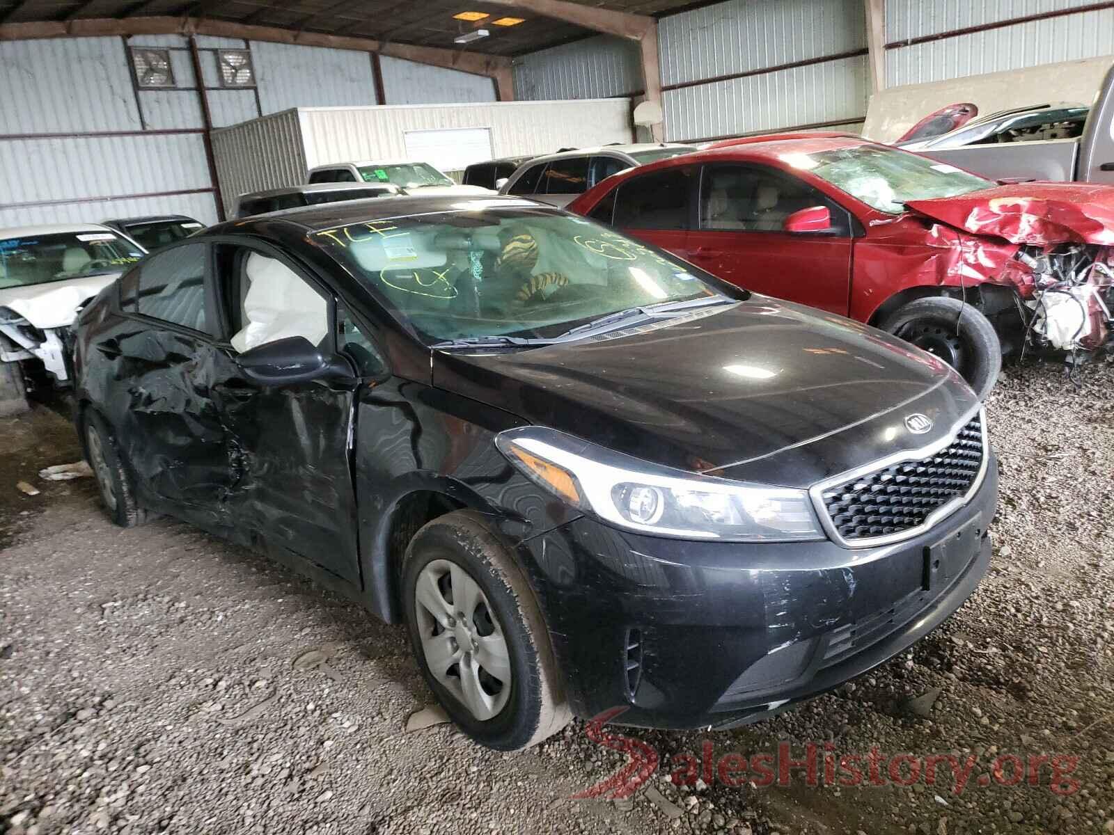 3KPFK4A74JE225313 2018 KIA FORTE