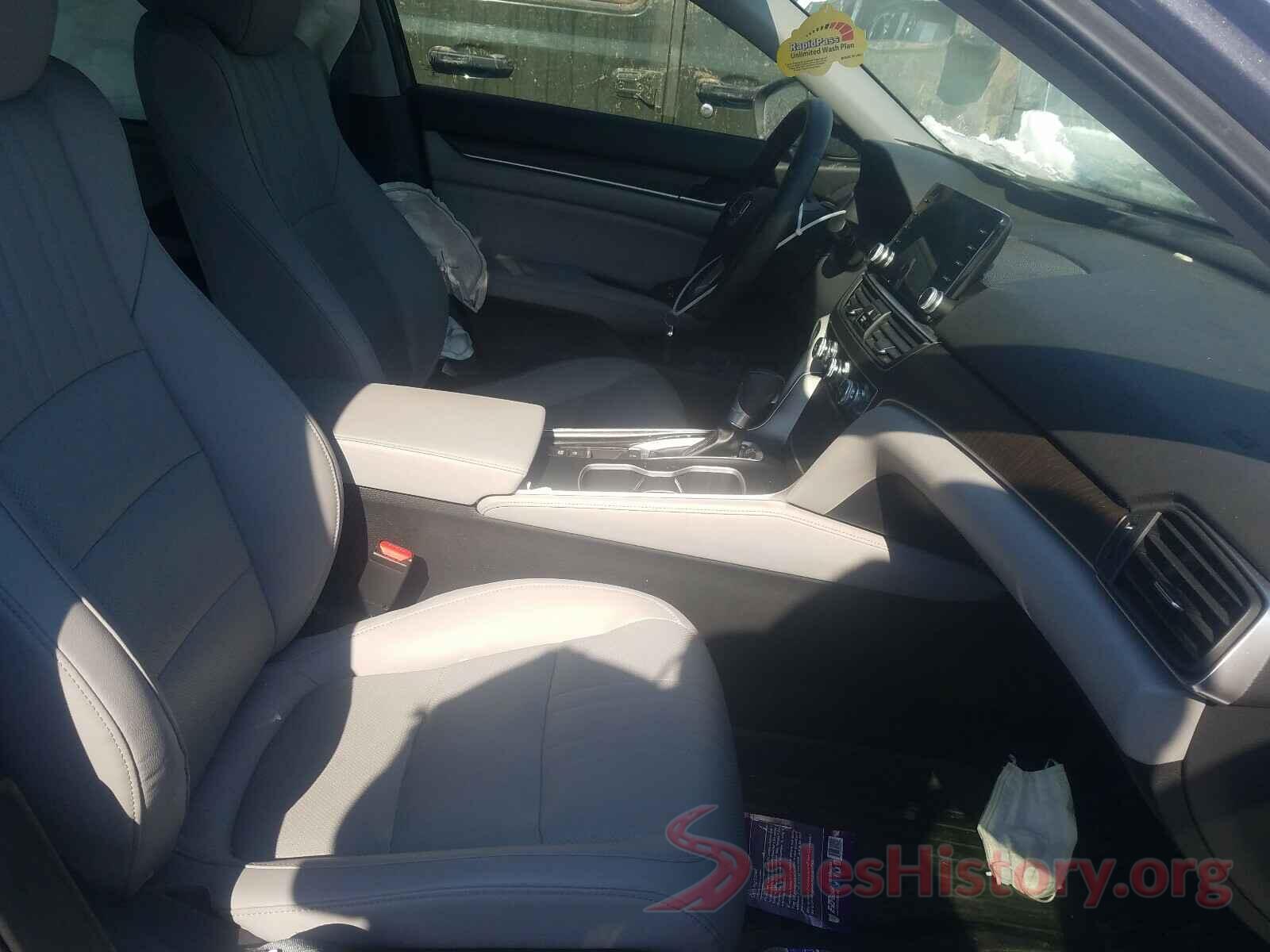 1HGCV1F52JA110634 2018 HONDA ACCORD