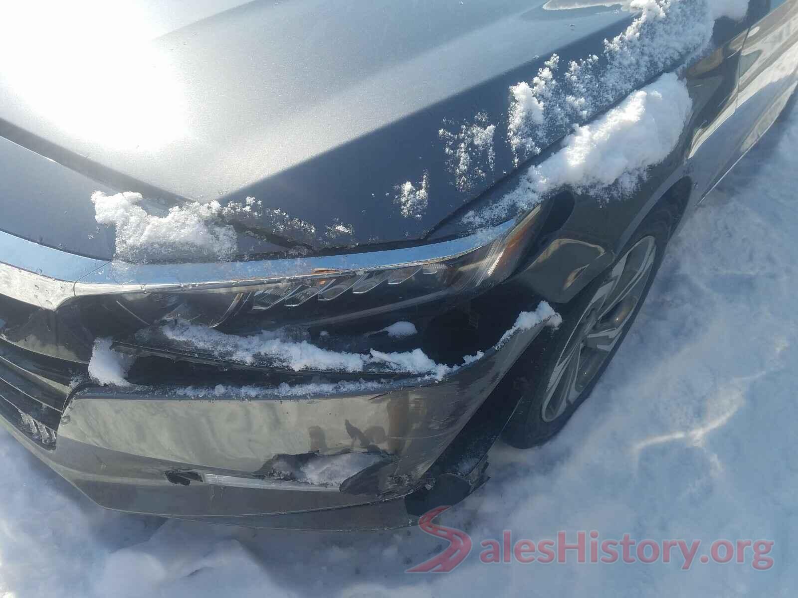 1HGCV1F52JA110634 2018 HONDA ACCORD