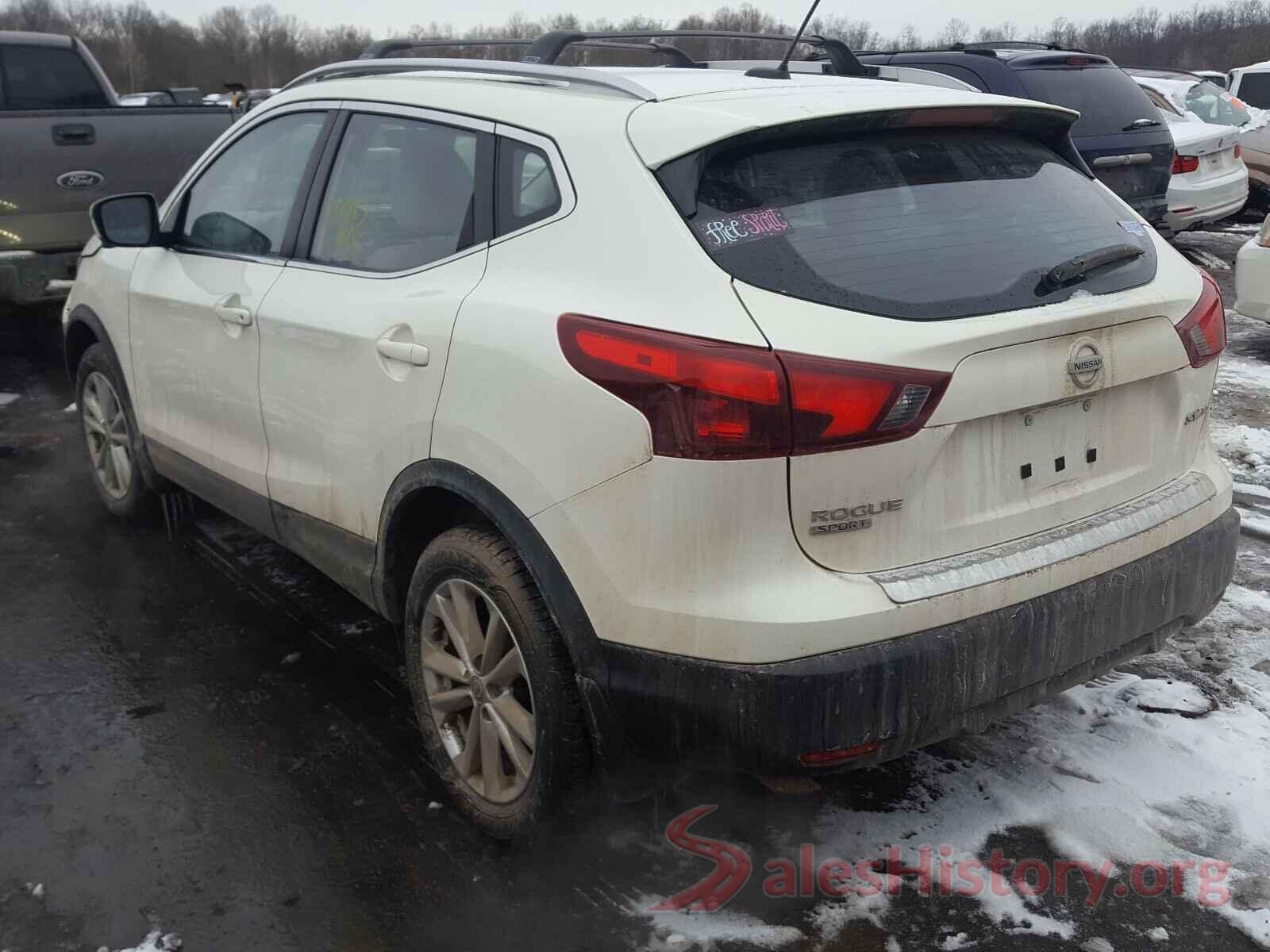 JN1BJ1CR9JW205226 2018 NISSAN ROGUE