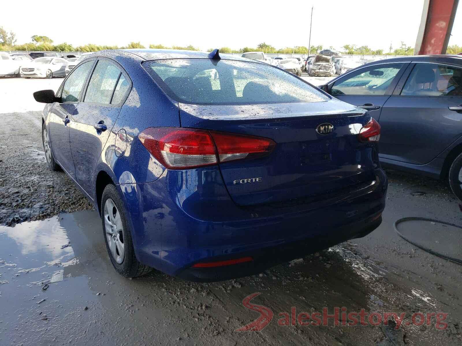 3KPFK4A78HE063311 2017 KIA FORTE