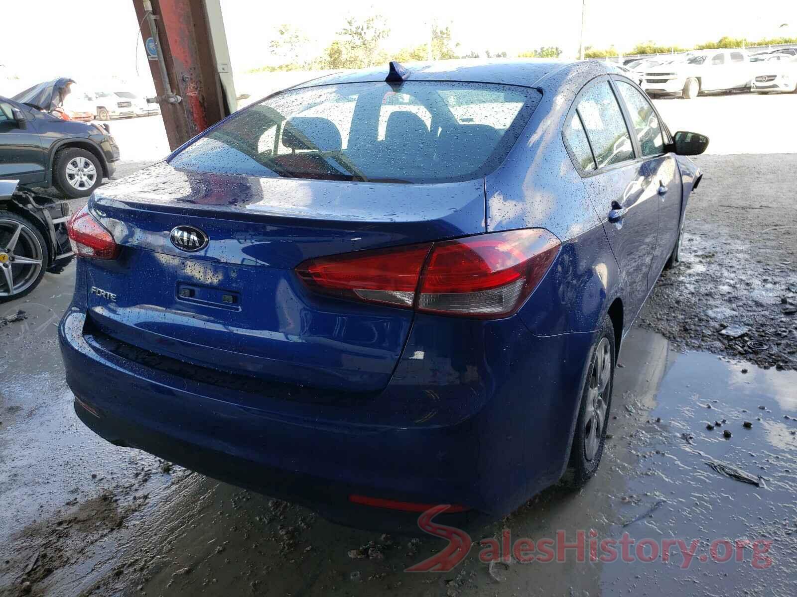 3KPFK4A78HE063311 2017 KIA FORTE