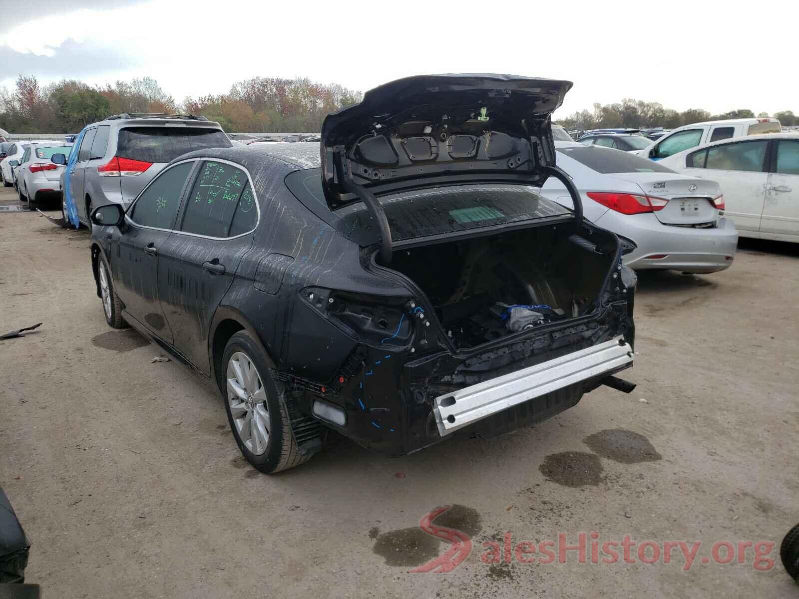 4T1B11HK5KU710438 2019 TOYOTA CAMRY