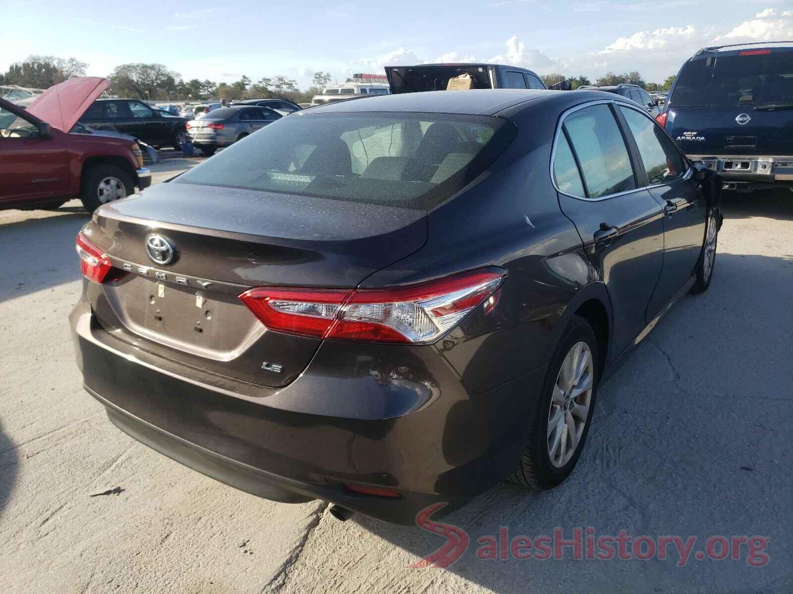 4T1B11HK8JU674310 2018 TOYOTA CAMRY