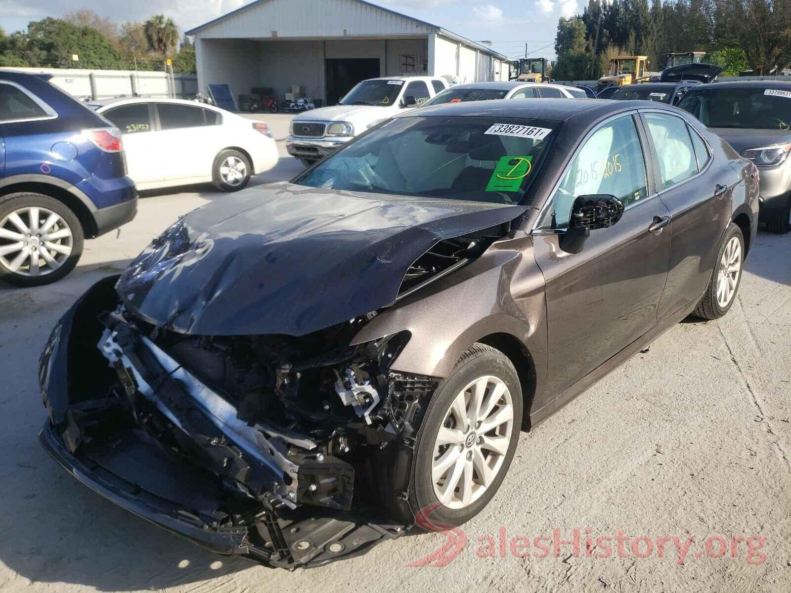 4T1B11HK8JU674310 2018 TOYOTA CAMRY