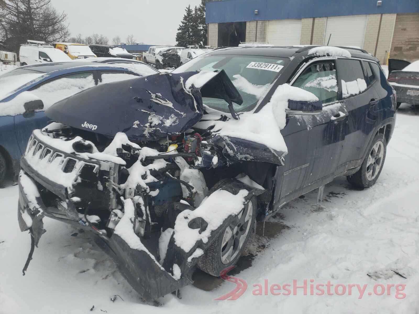 3C4NJDCB2KT812168 2019 JEEP COMPASS