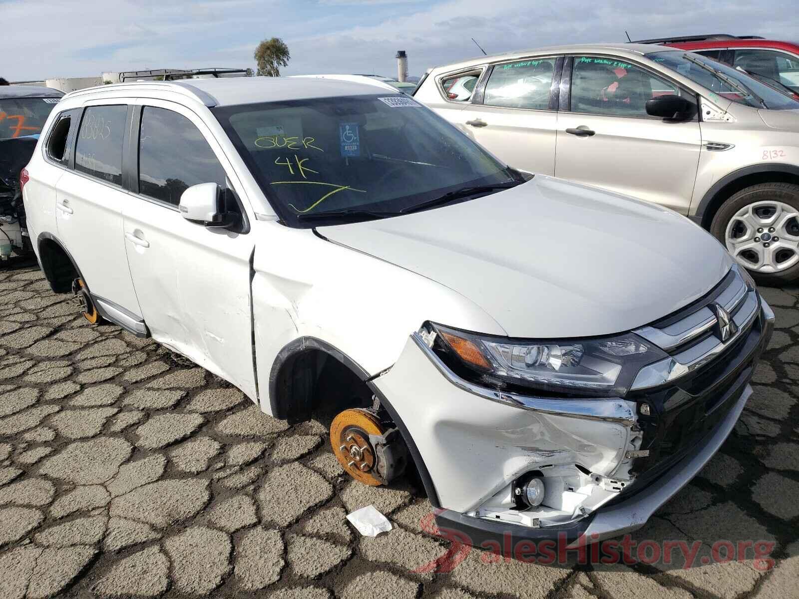 JA4AD3A30HZ035187 2017 MITSUBISHI OUTLANDER