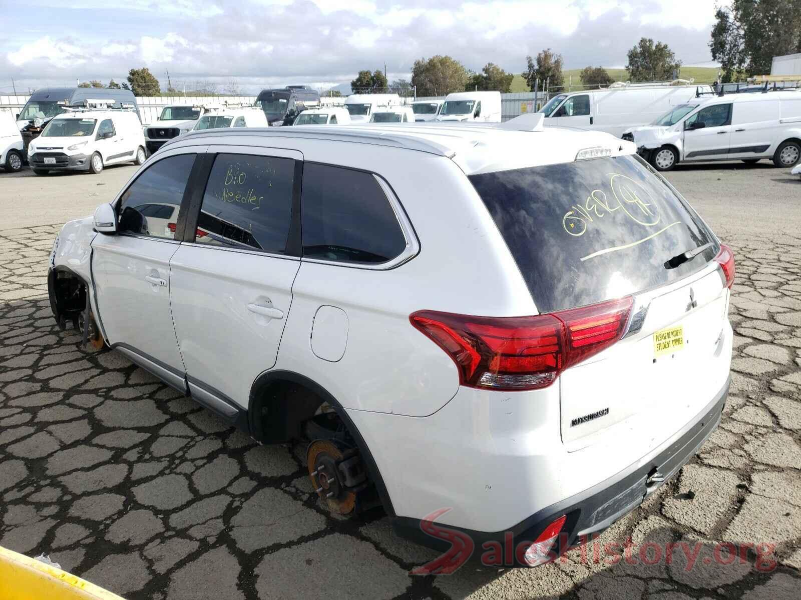 JA4AD3A30HZ035187 2017 MITSUBISHI OUTLANDER