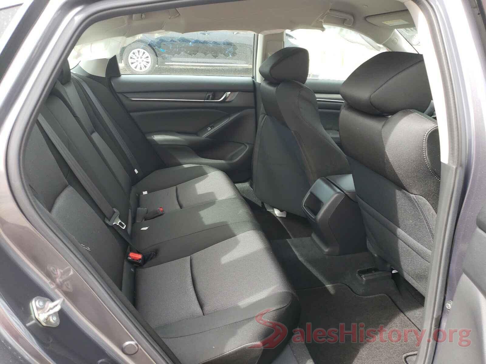 1HGCV1F14KA158246 2019 HONDA ACCORD