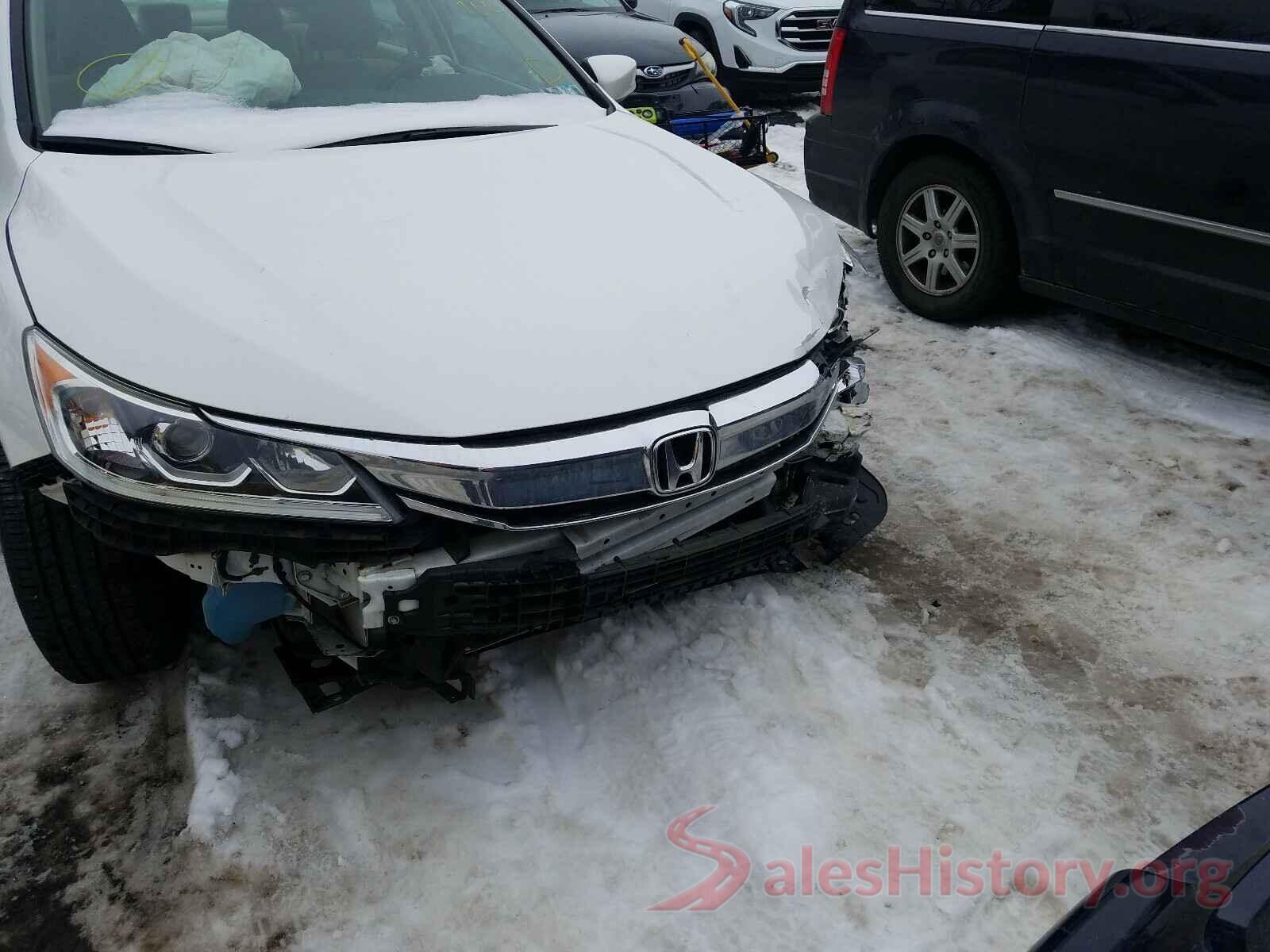 1HGCR2F32HA017048 2017 HONDA ACCORD