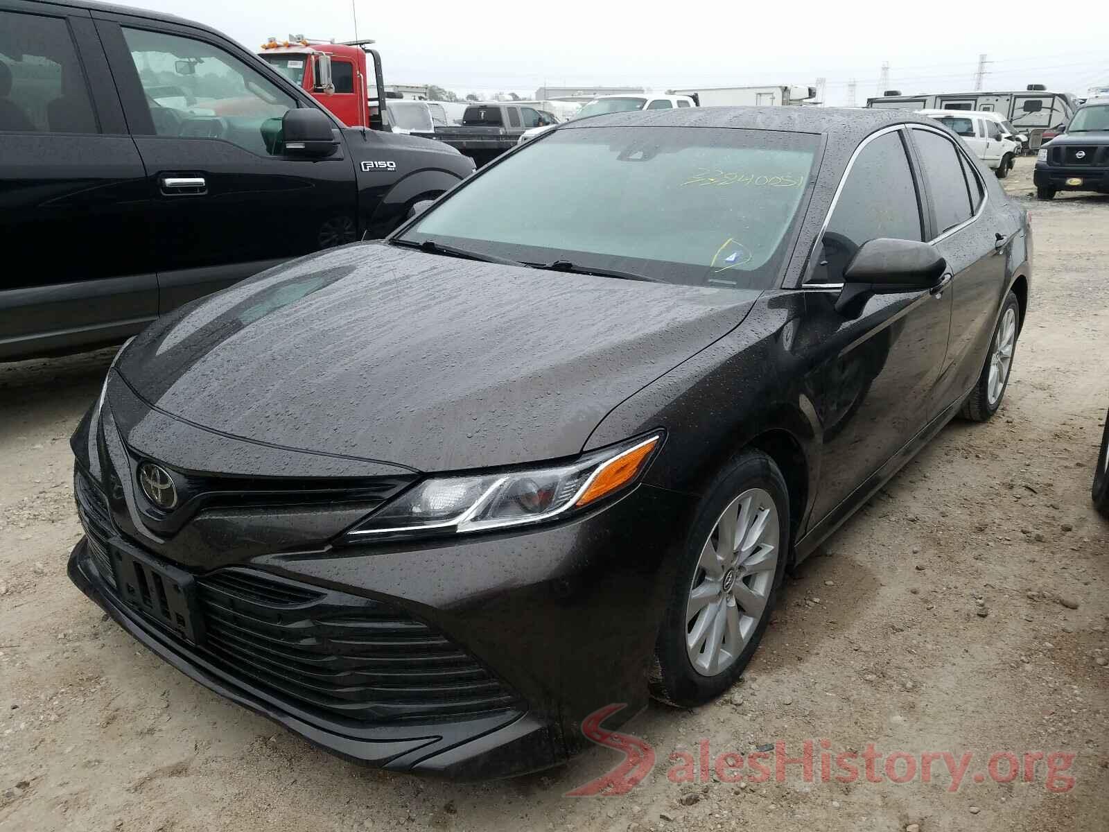 4T1B11HK1JU100602 2018 TOYOTA CAMRY