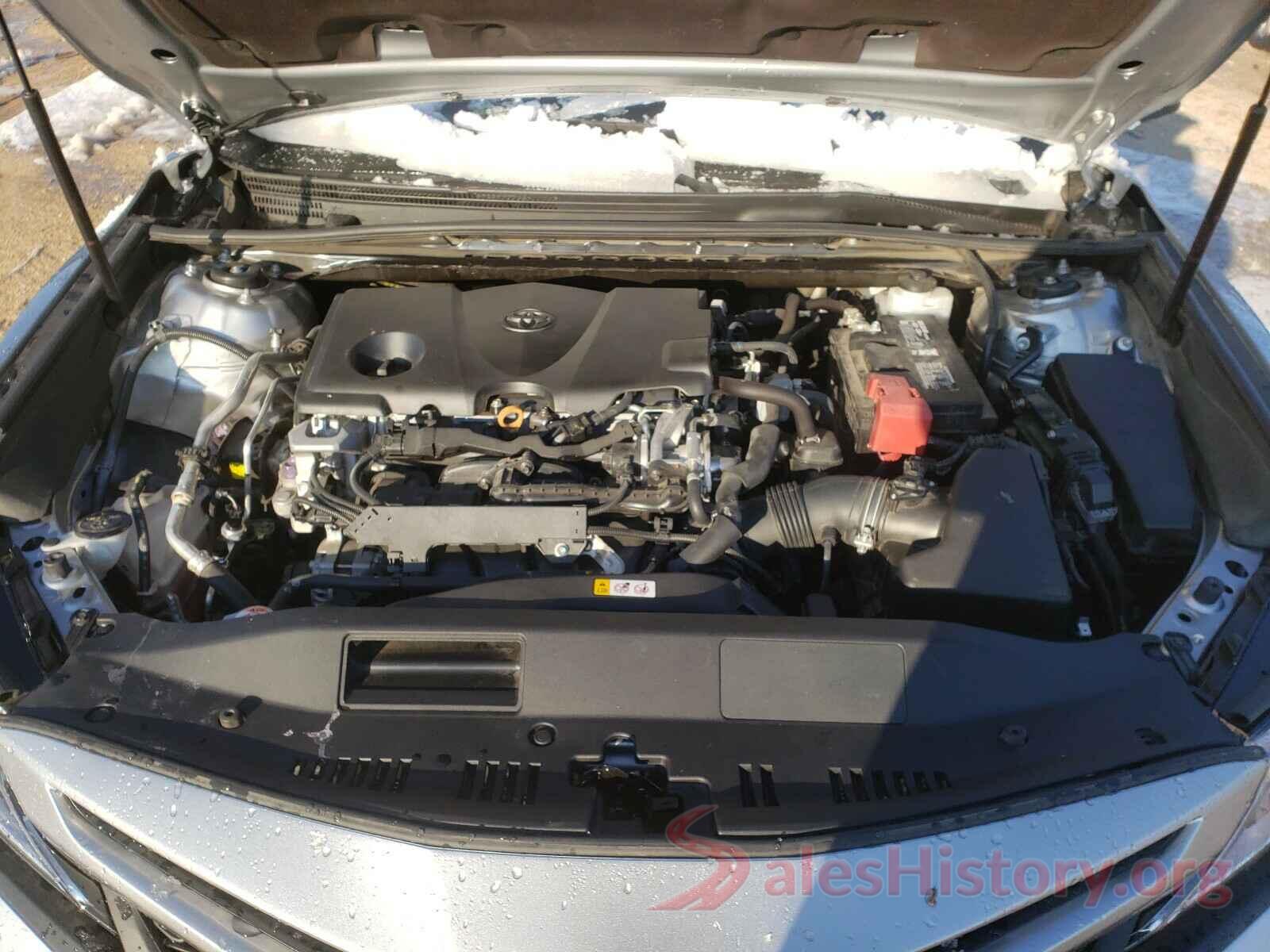 4T1B11HK1JU670809 2018 TOYOTA CAMRY