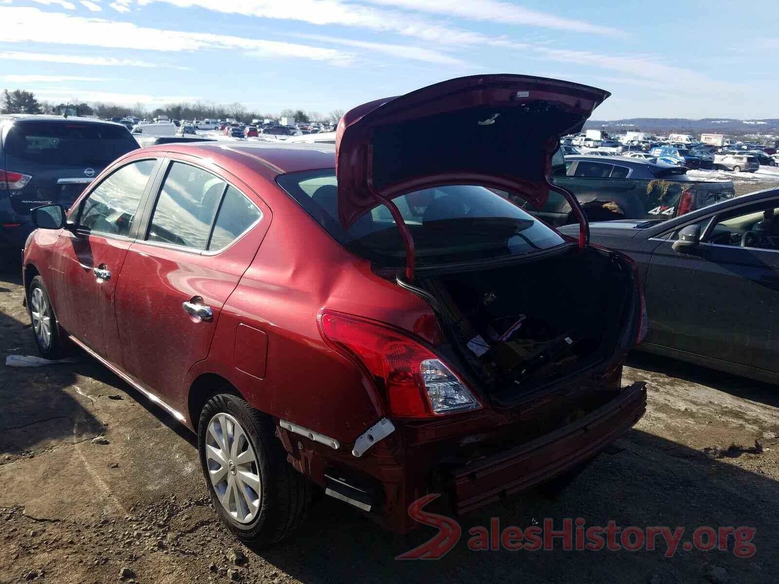 3N1CN7AP7JL869480 2018 NISSAN VERSA