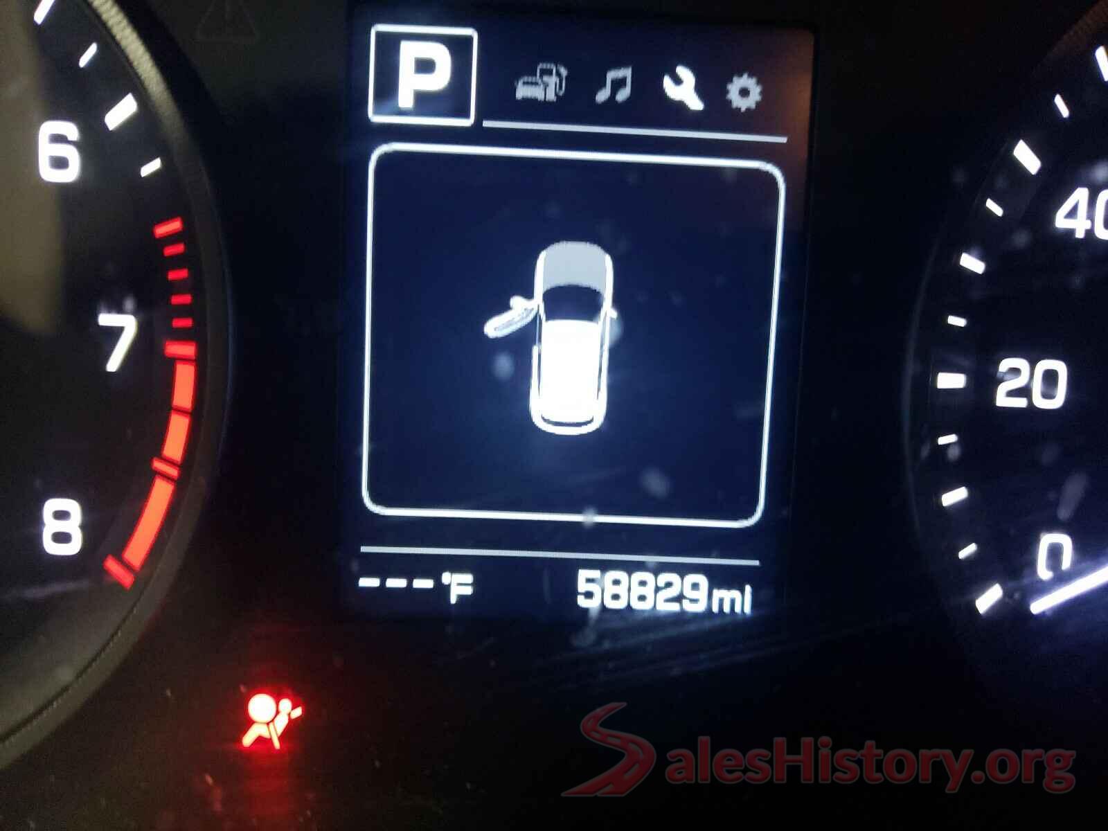 KM8J3CA46JU660760 2018 HYUNDAI TUCSON