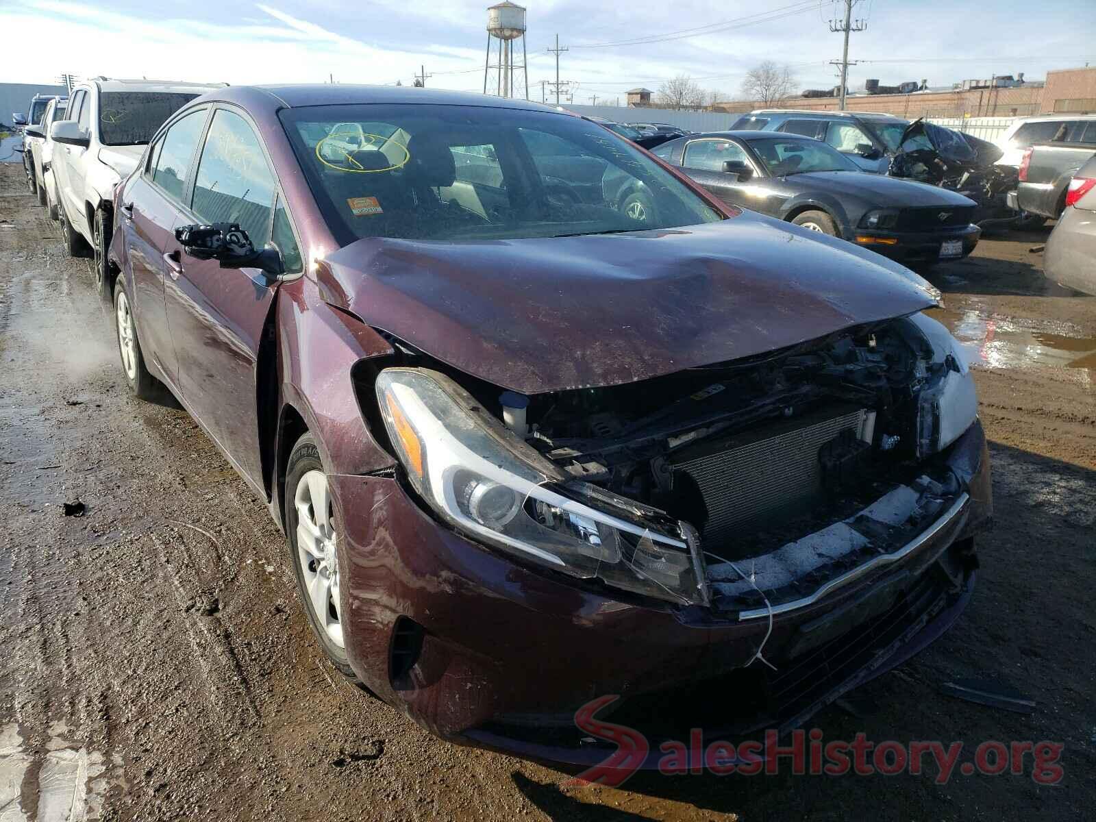 3KPFK4A75HE126171 2017 KIA FORTE