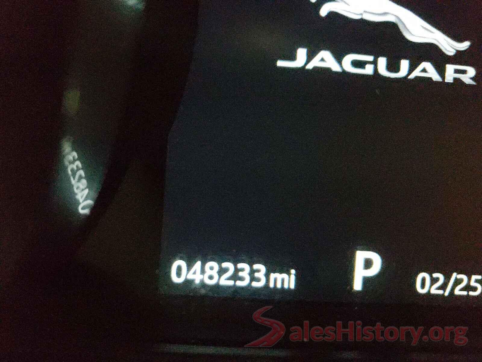 SADCM2BVXHA077667 2017 JAGUAR F-PACE