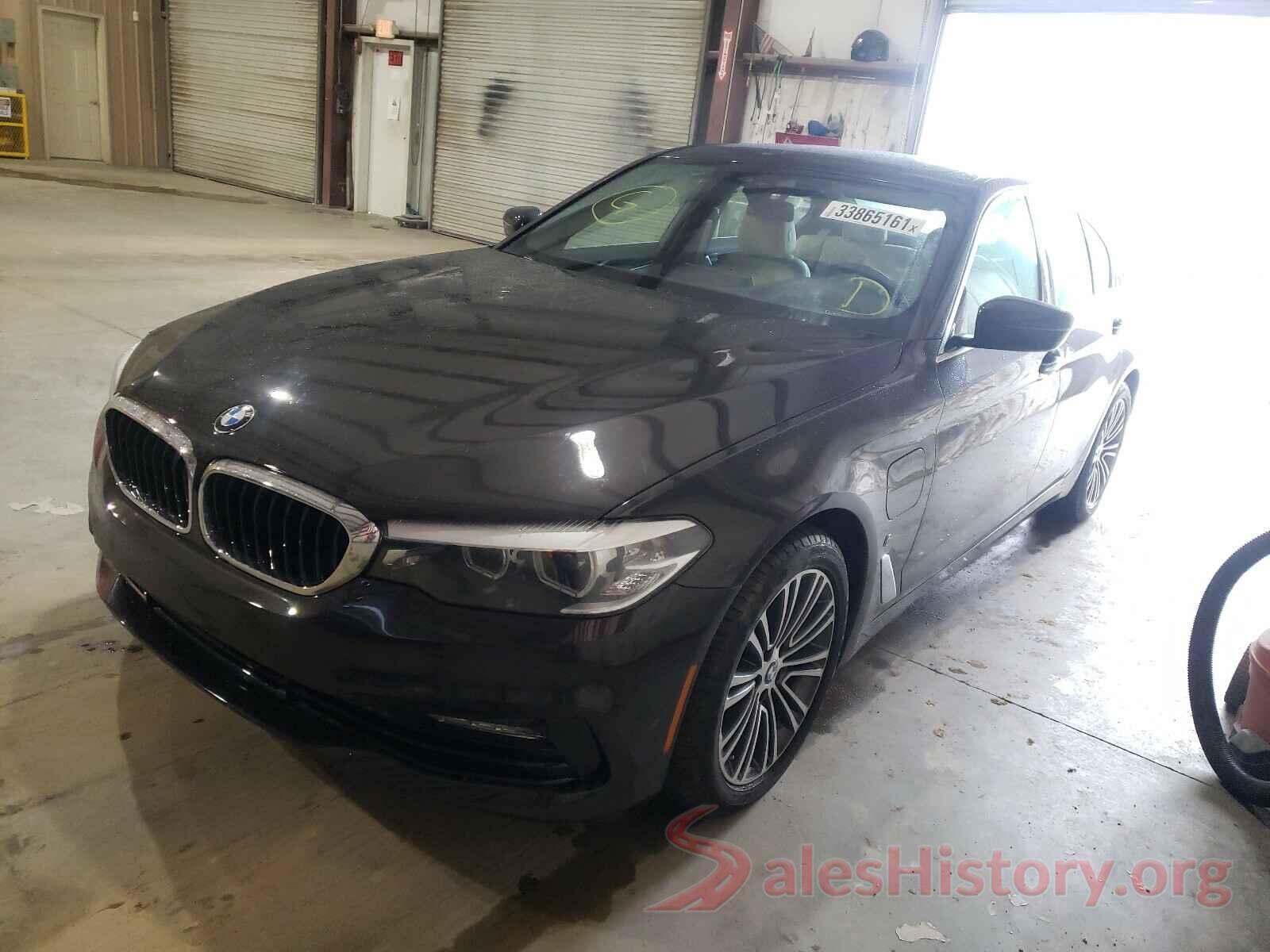 WBAJA9C57JB250092 2018 BMW 5 SERIES