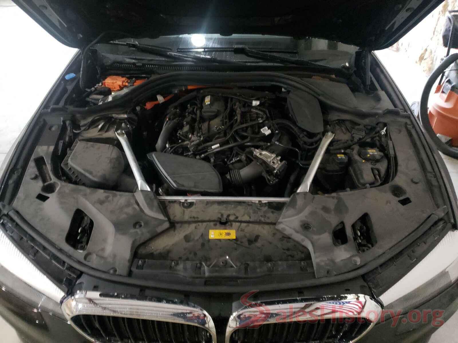 WBAJA9C57JB250092 2018 BMW 5 SERIES