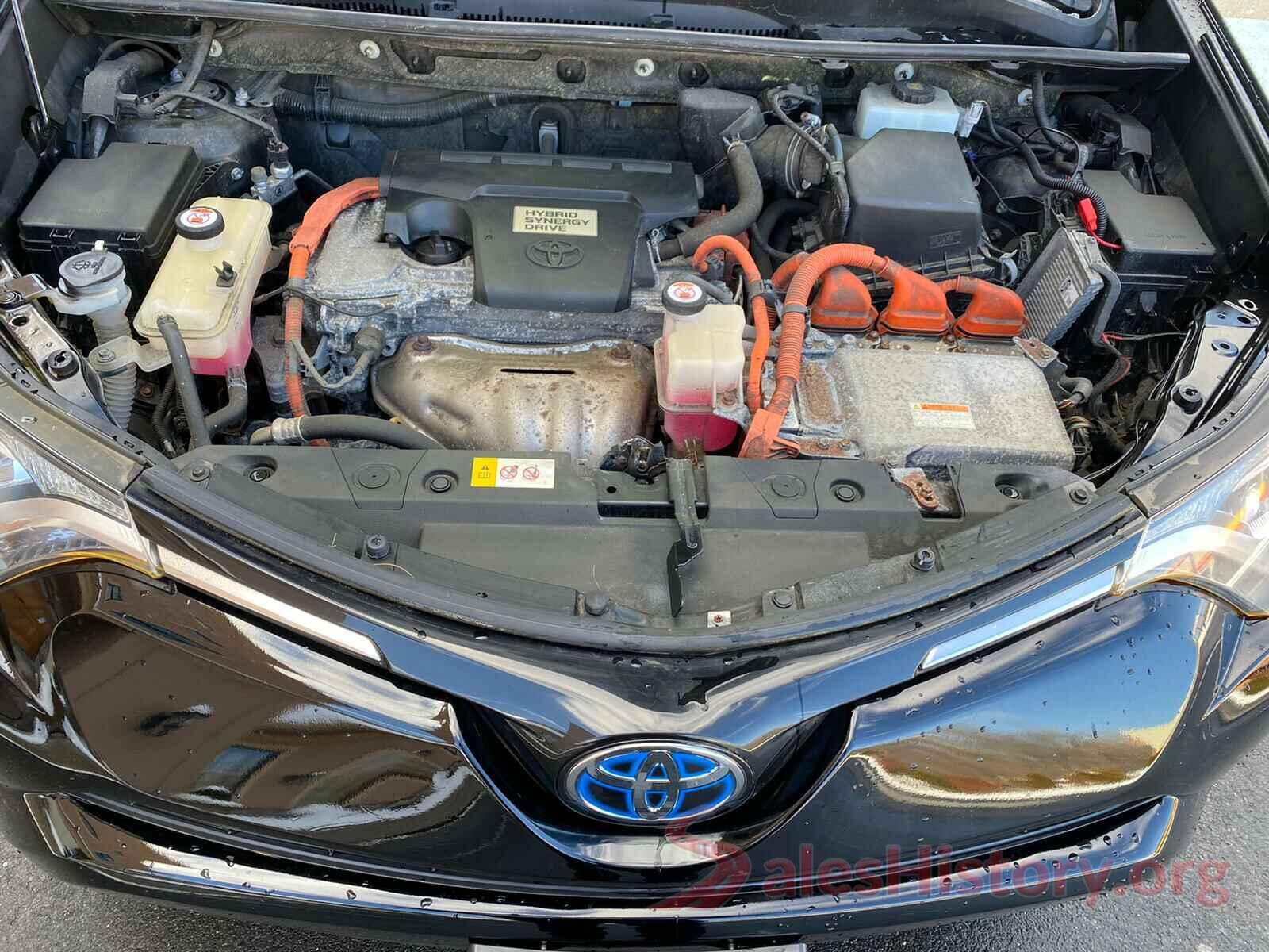 JTMRJREV5HD146962 2017 TOYOTA RAV4