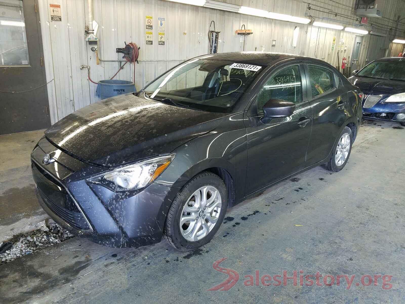 3MYDLBYV5HY166778 2017 TOYOTA YARIS