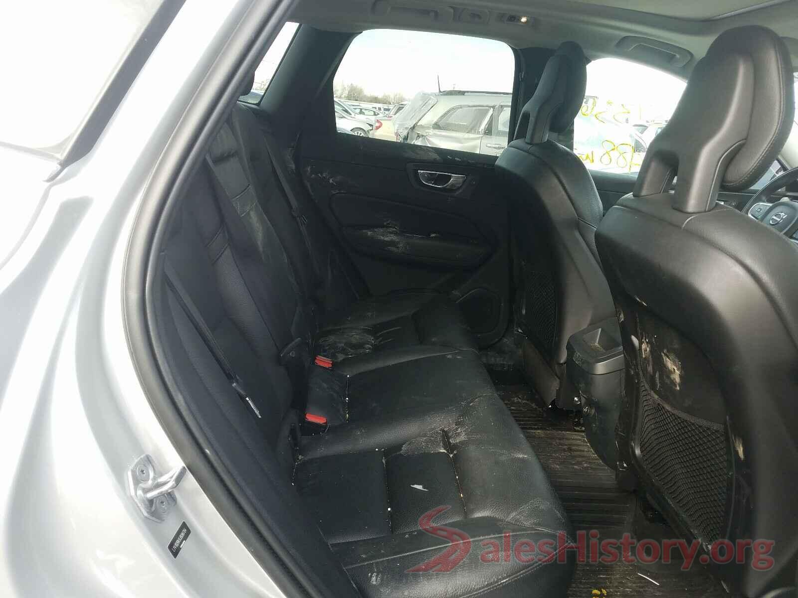 LYV102RK8JB086764 2018 VOLVO XC60