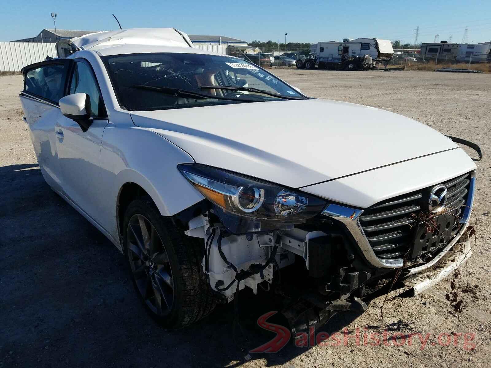 3MZBN1L33JM180429 2018 MAZDA 3