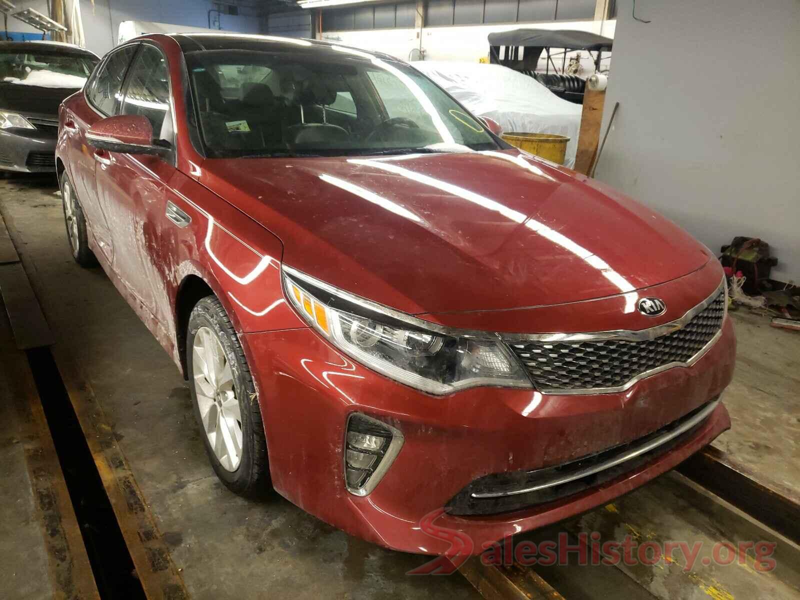 5XXGT4L39JG236066 2018 KIA OPTIMA