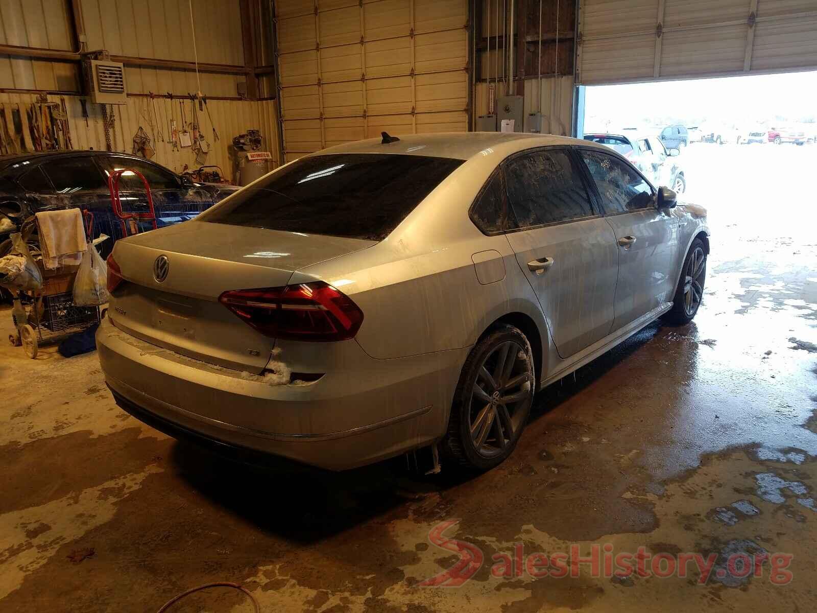 1VWAA7A31JC034075 2018 VOLKSWAGEN PASSAT