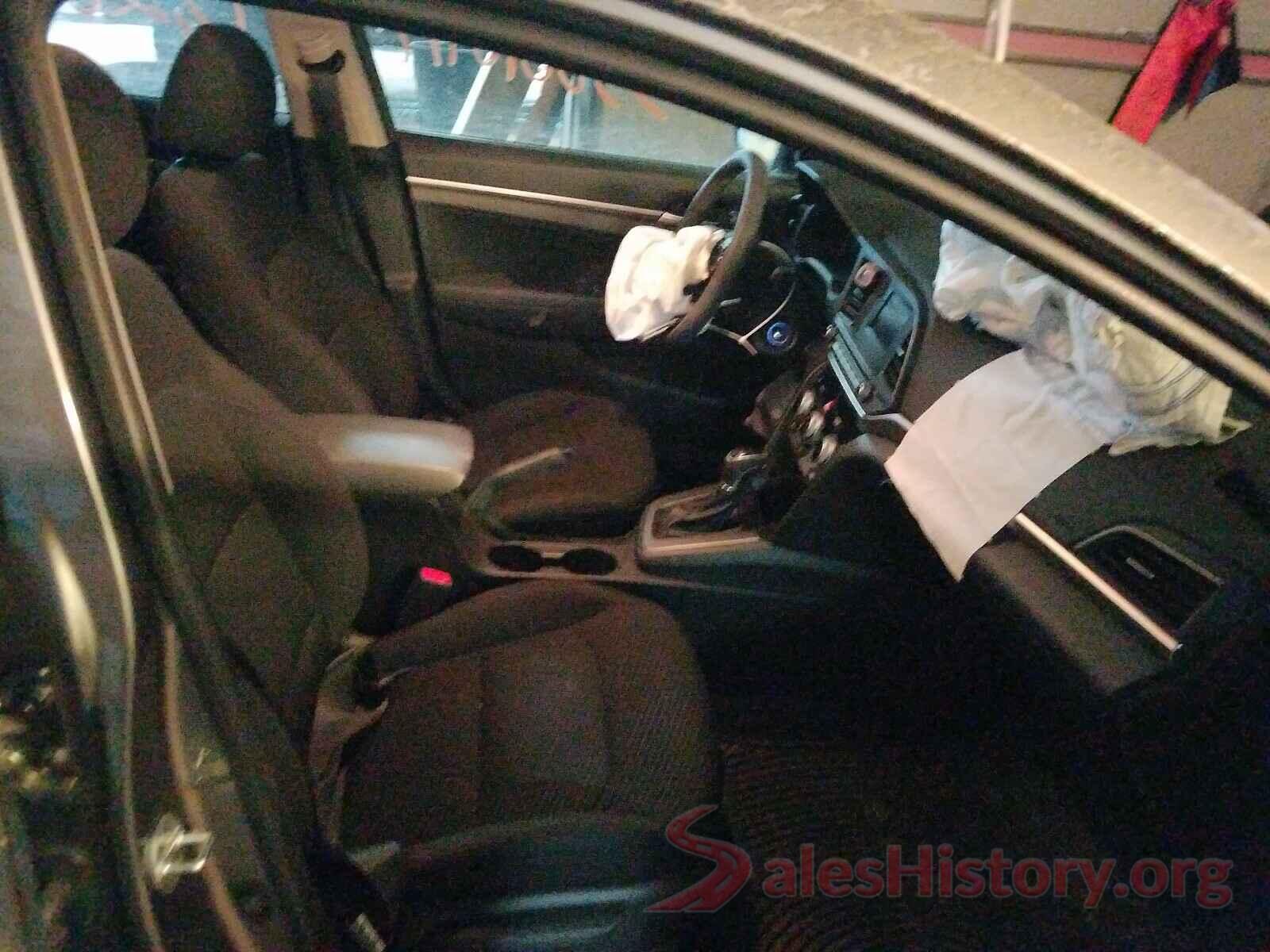 5NPD74LF1KH446555 2019 HYUNDAI ELANTRA