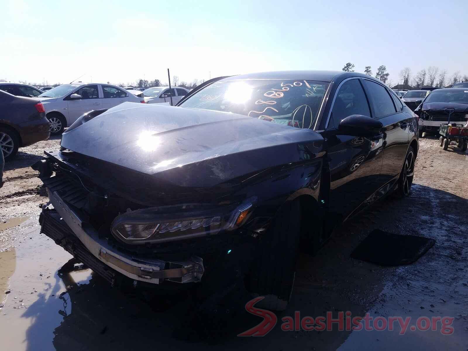 1HGCV1F36KA090825 2019 HONDA ACCORD