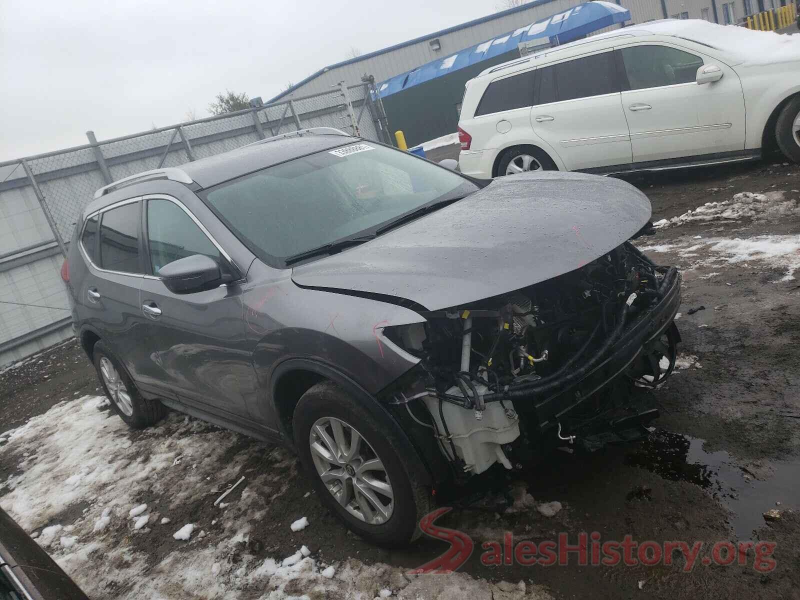 KNMAT2MV8HP578010 2017 NISSAN ROGUE