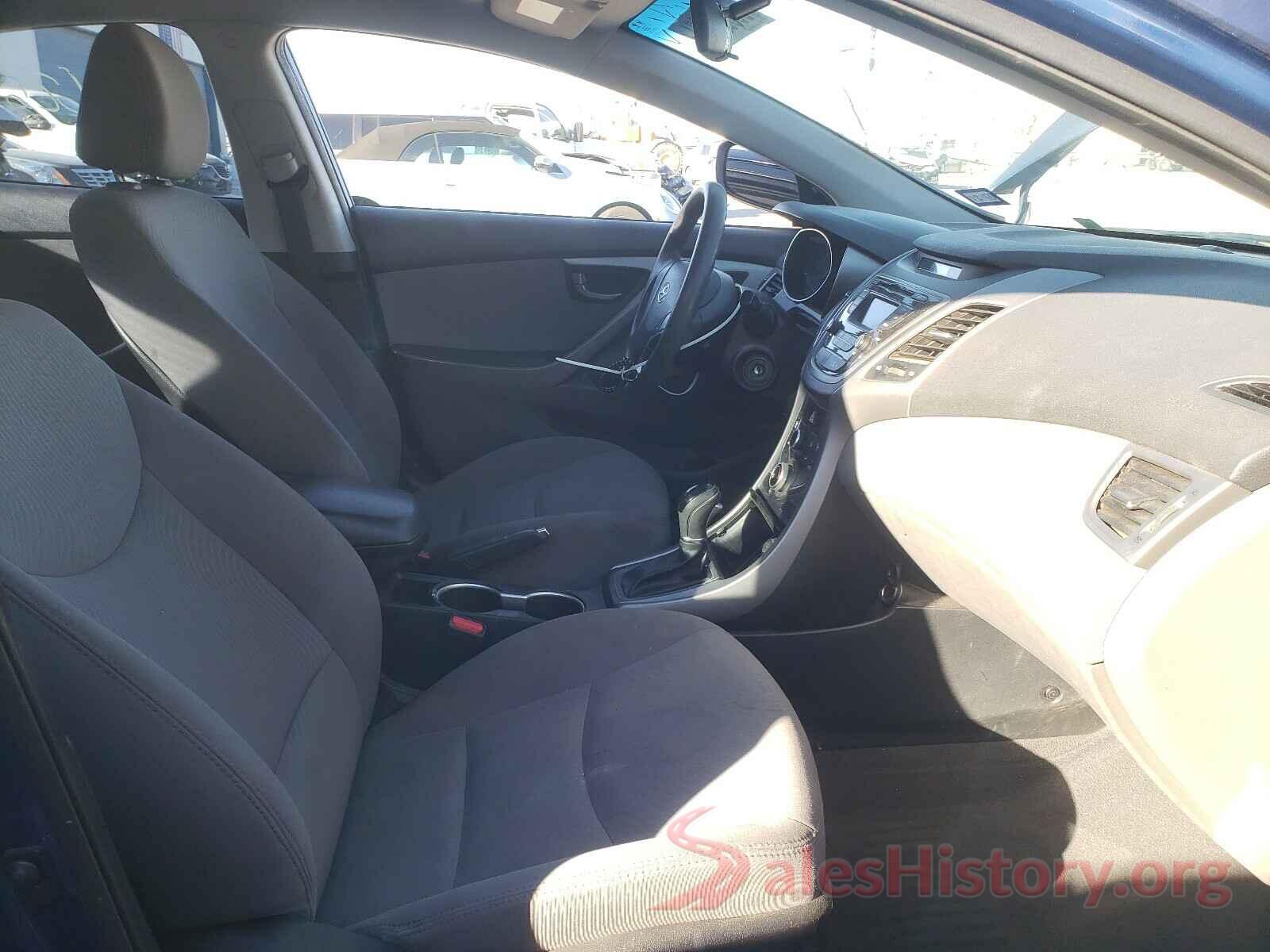 5NPDH4AE3GH736777 2016 HYUNDAI ELANTRA