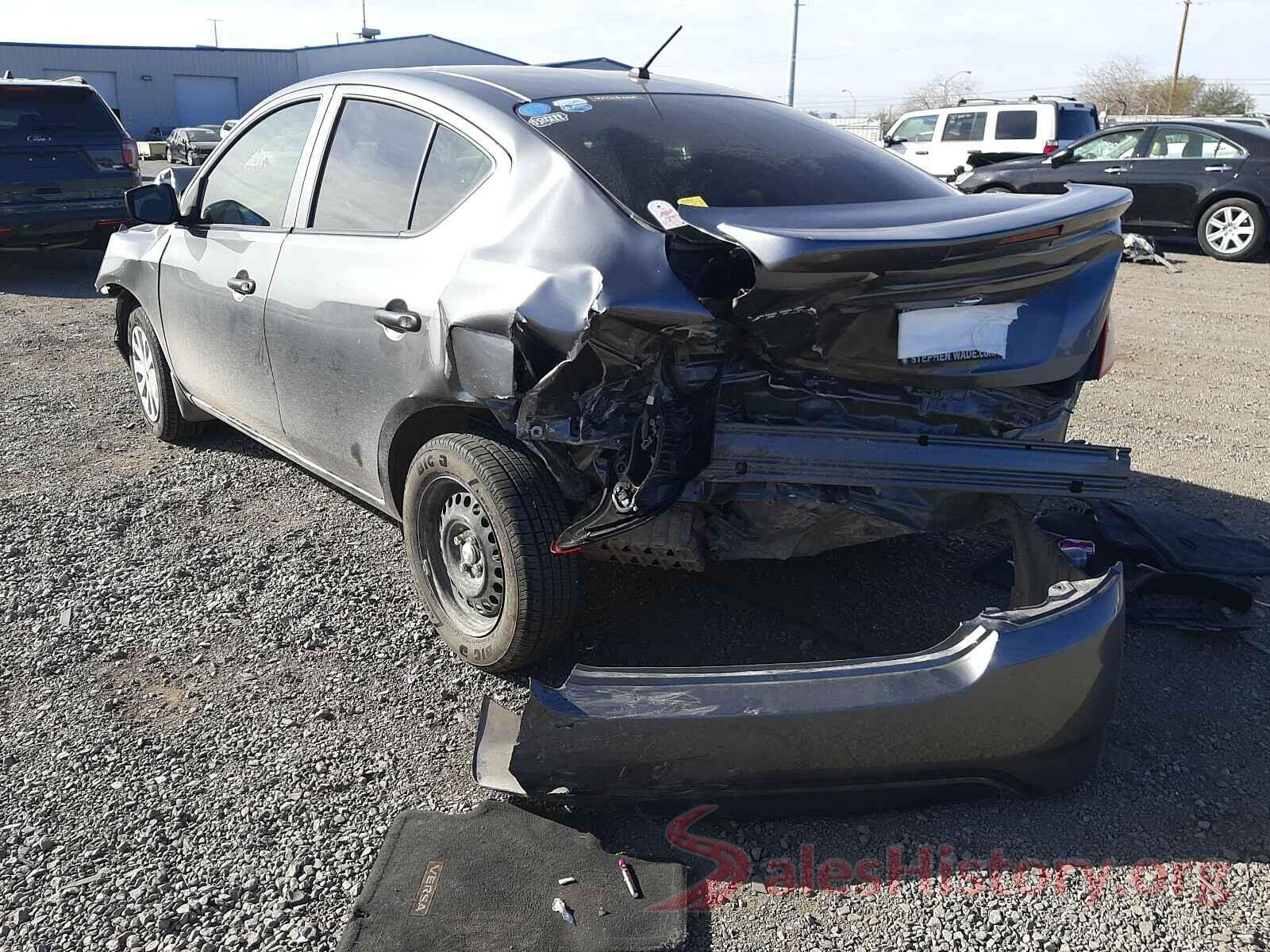 3N1CN7AP9KL834196 2019 NISSAN VERSA