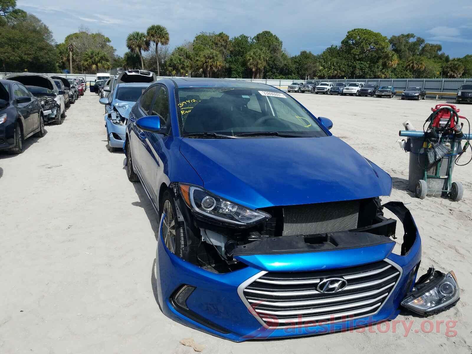 5NPD84LF7JH239499 2018 HYUNDAI ELANTRA