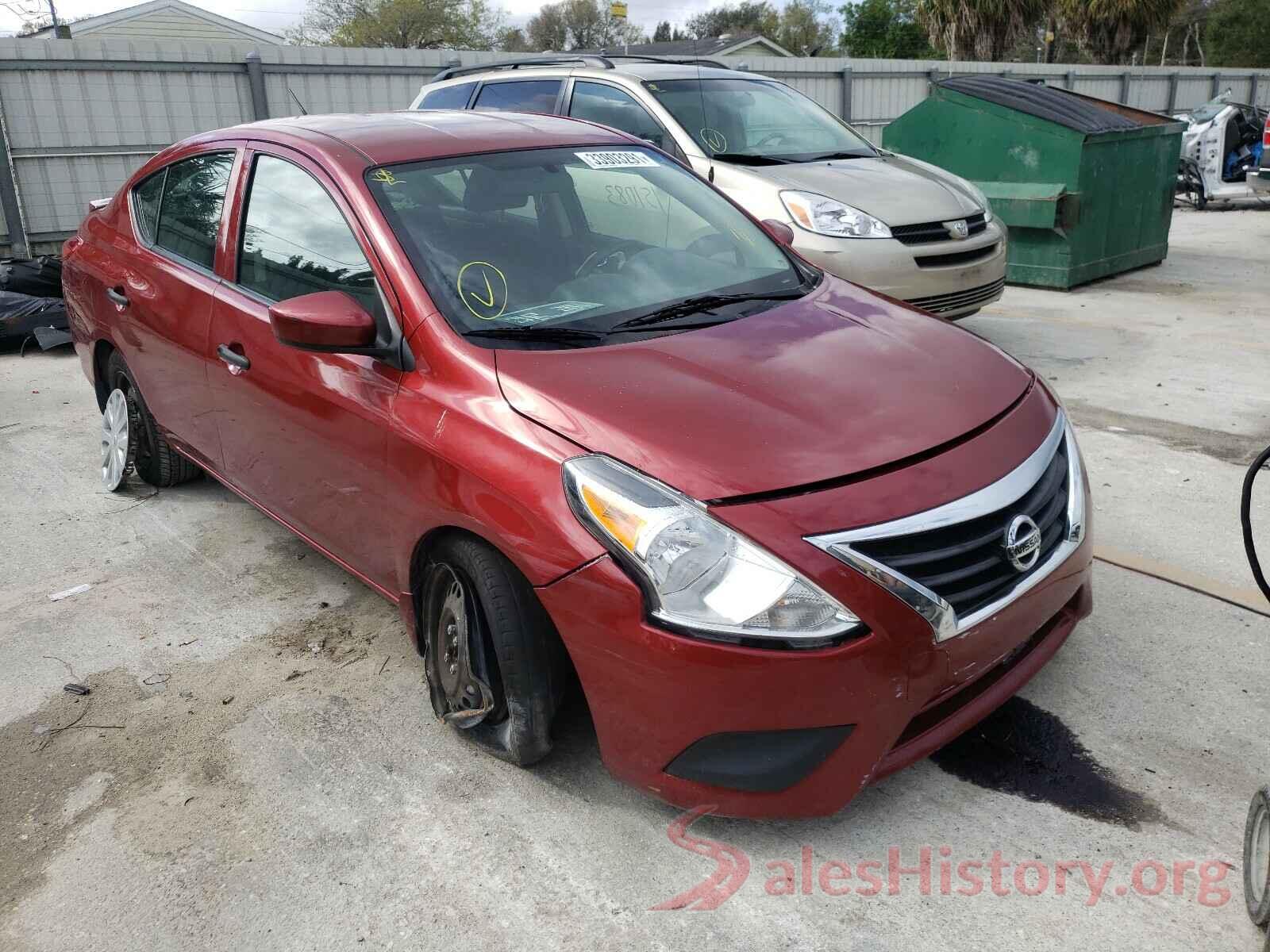 3N1CN7AP7JL803818 2018 NISSAN VERSA