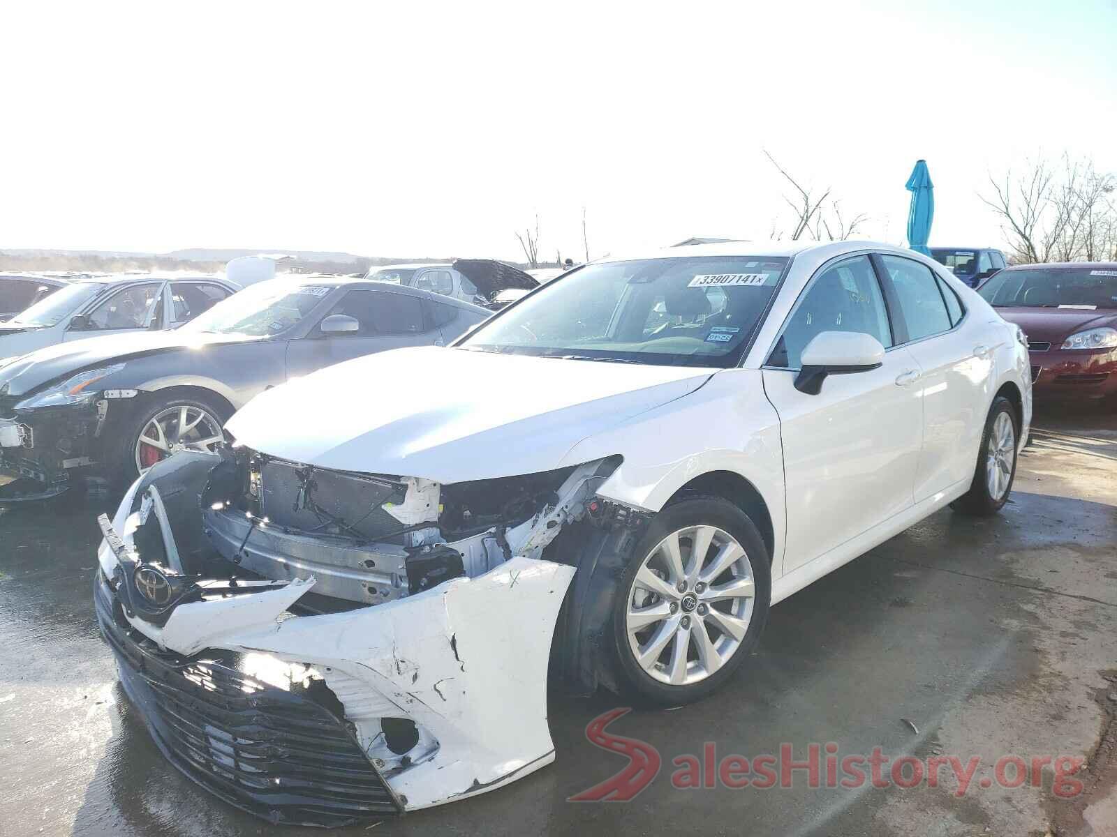 4T1B11HK5KU211512 2019 TOYOTA CAMRY