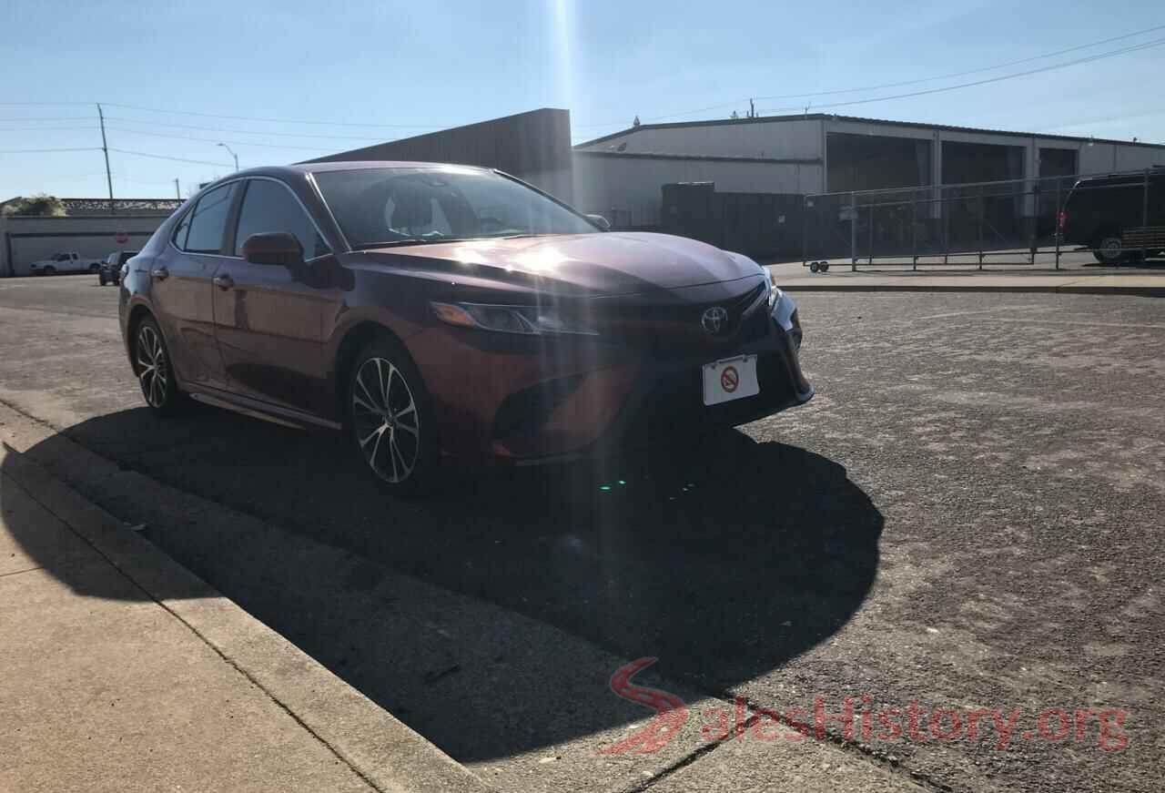 4T1B11HK5JU671428 2018 TOYOTA CAMRY