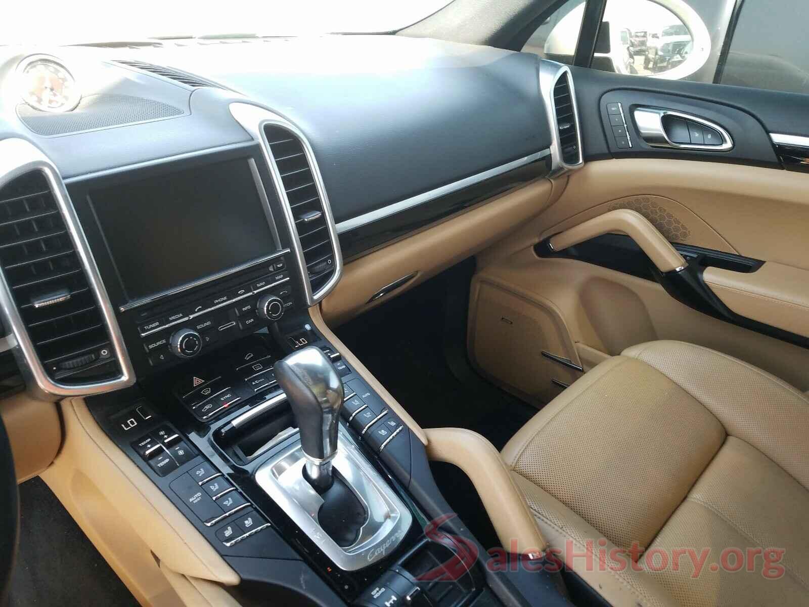 WP1AA2A21GLA02800 2016 PORSCHE CAYENNE