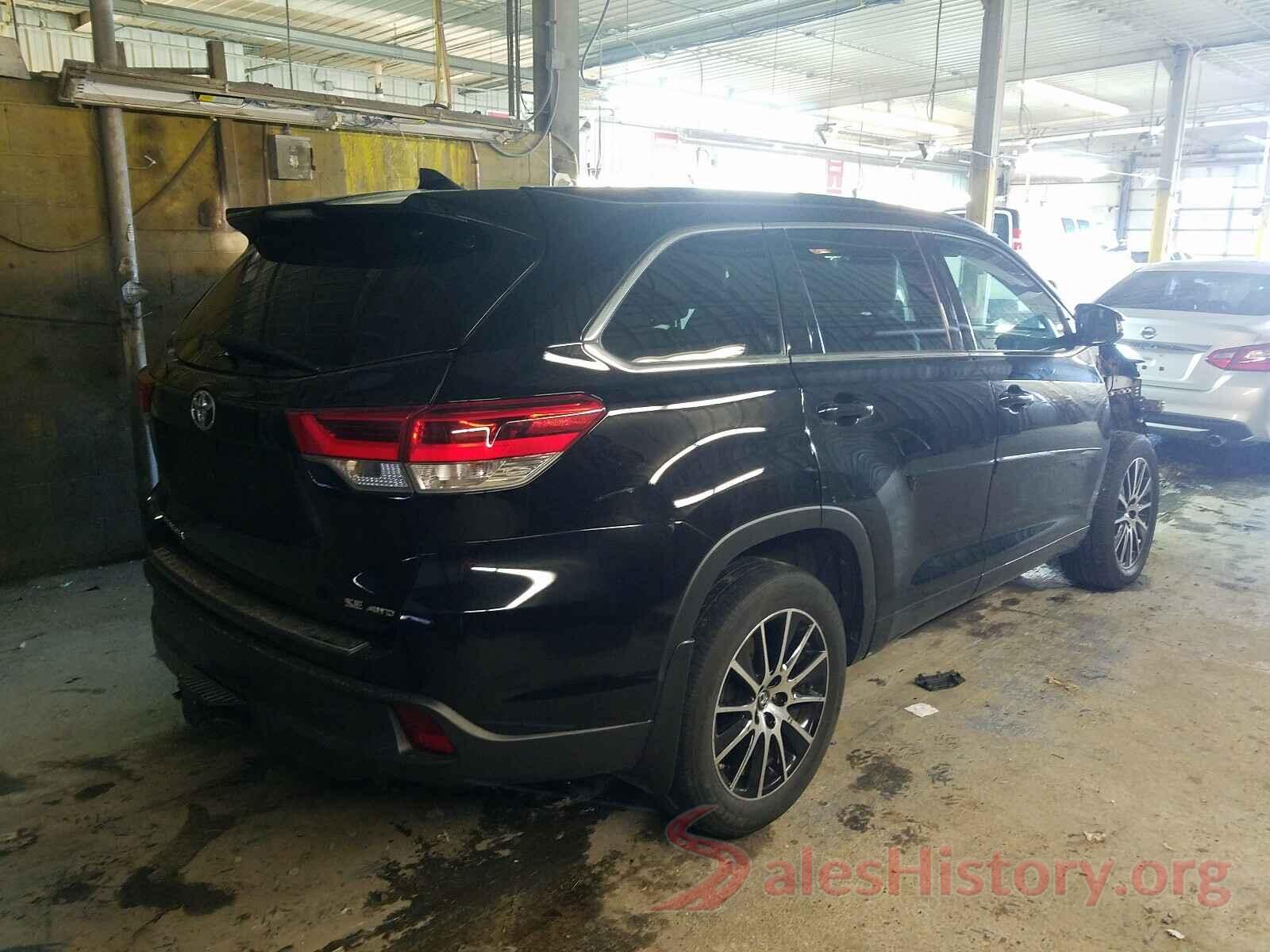 5TDJZRFH8JS852753 2018 TOYOTA HIGHLANDER