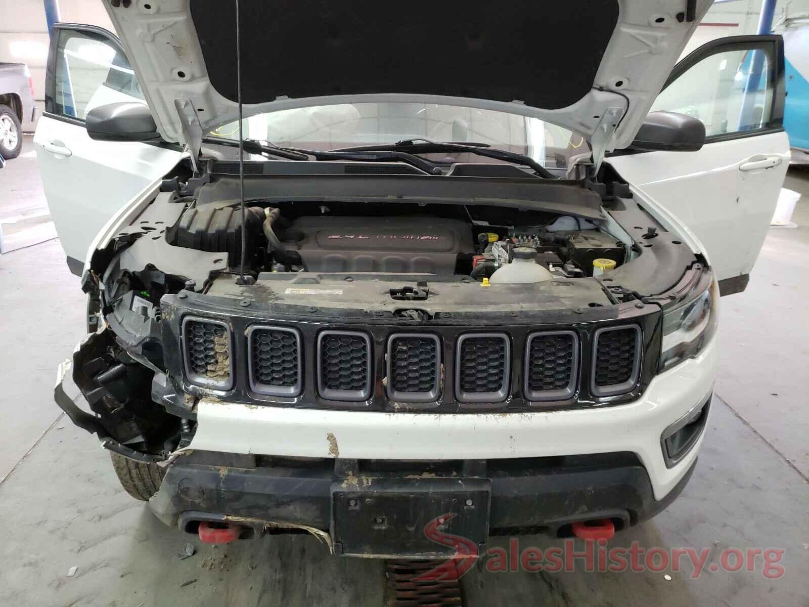 3C4NJDDB1HT632381 2017 JEEP COMPASS