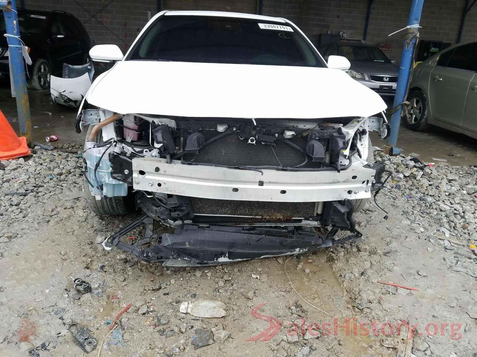 4T1B11HK8JU117767 2018 TOYOTA CAMRY