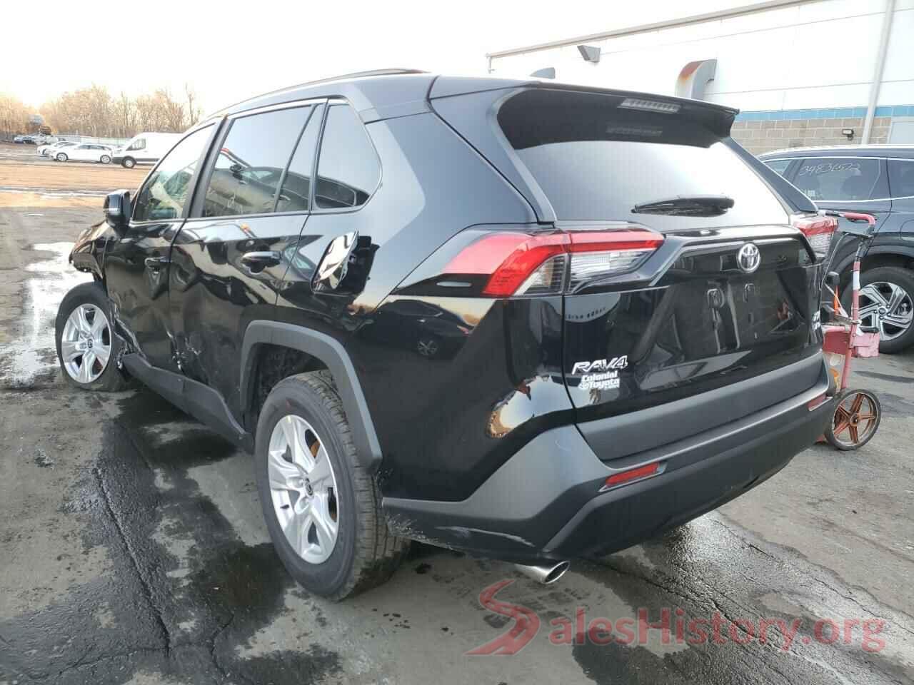 2T3P1RFV4MW243590 2021 TOYOTA RAV4