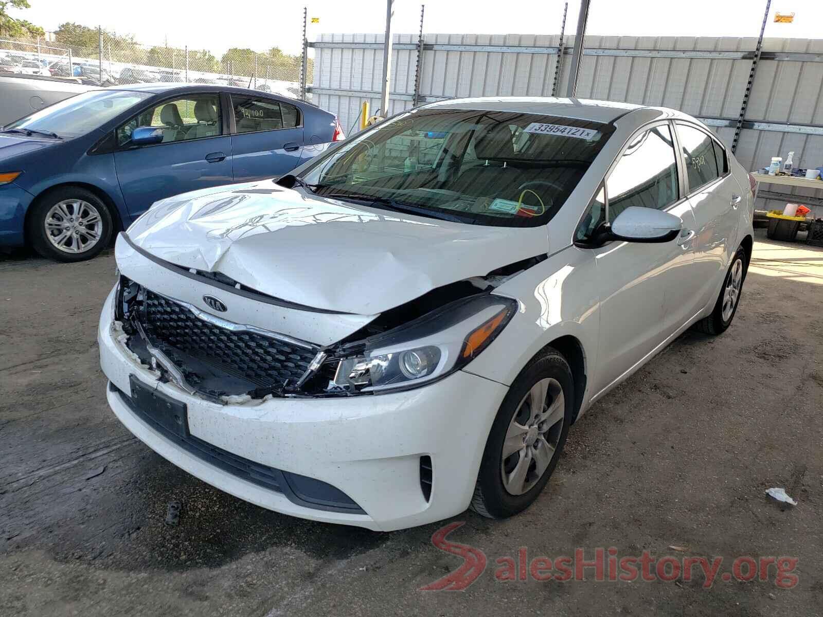 3KPFK4A70HE055798 2017 KIA FORTE