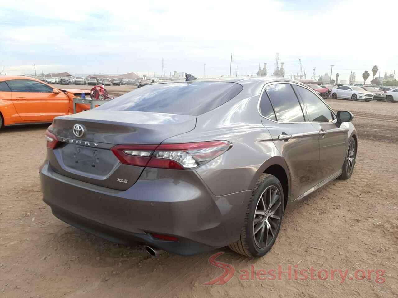 4T1F11AK7MU468069 2021 TOYOTA CAMRY