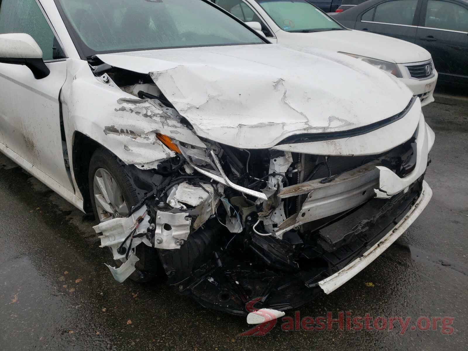 4T1B11HK4JU148496 2018 TOYOTA CAMRY